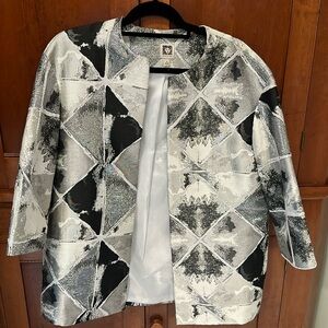 Anne Klein jacket. Size 10.